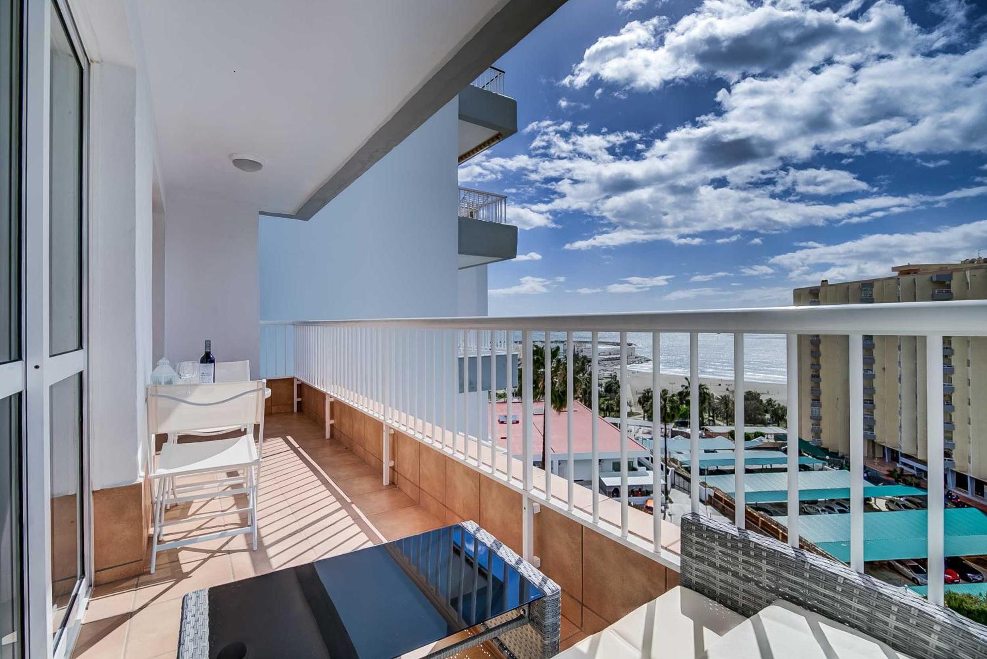 Puerto Marina, Apartamento Frente Al Mar Беналмадена Екстериор снимка