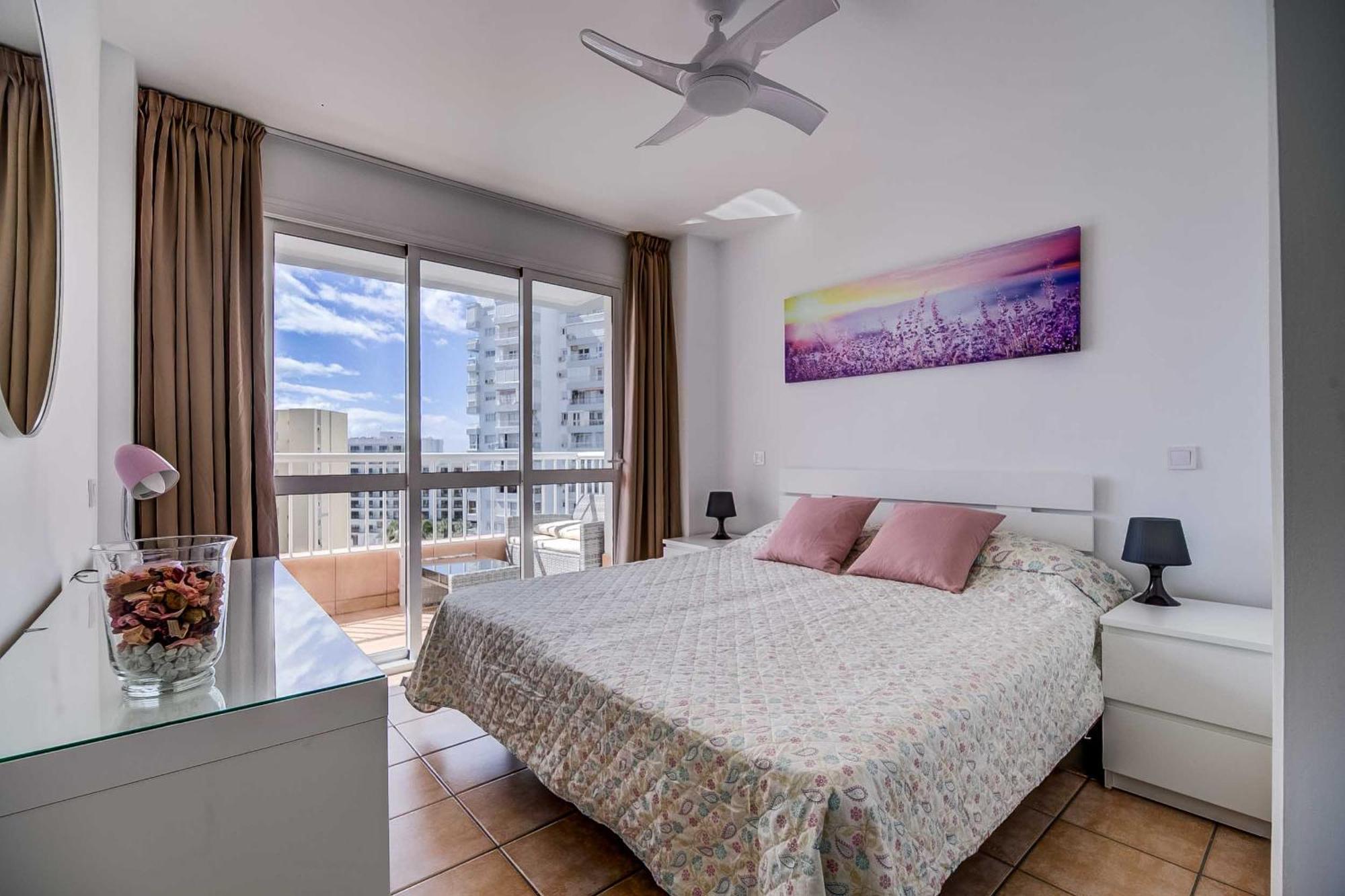 Puerto Marina, Apartamento Frente Al Mar Беналмадена Екстериор снимка